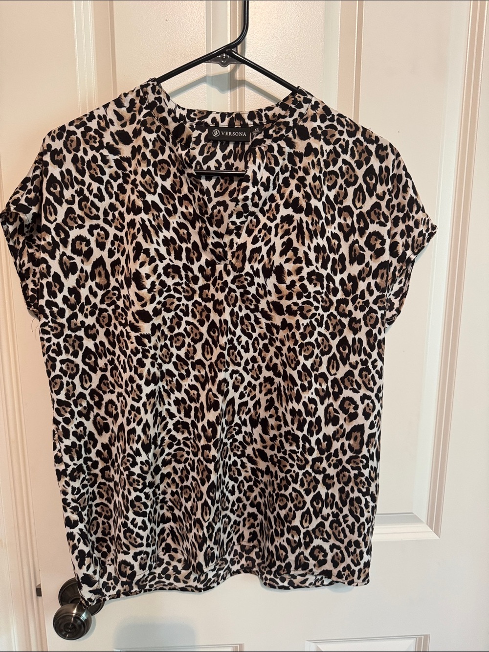 Versona Leopard Blouse